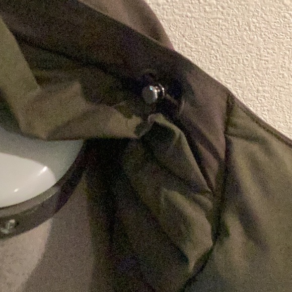 EUC Lululemon Sleet Street - Picture 10 of 12